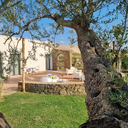 Archaia Bed & Breakfast 3*